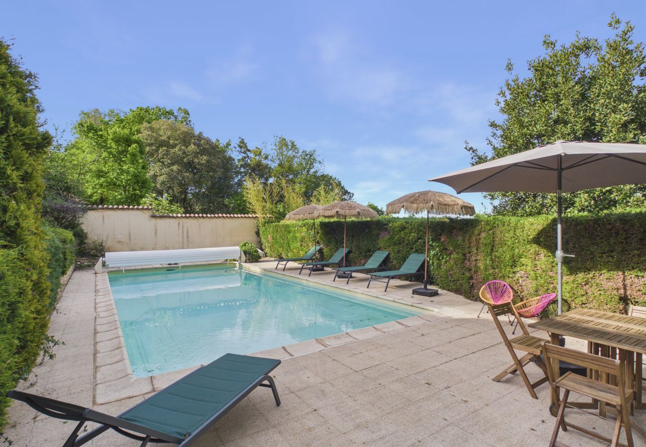 Maison à Sarlat-la-Canéda - Grande maison familiale avec piscine pour 12 