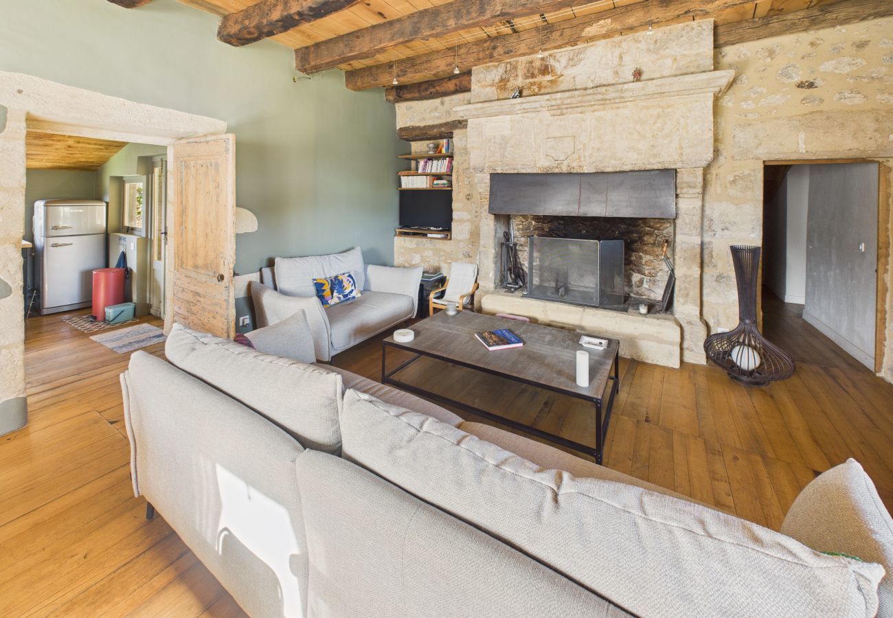 Maison à Les Eyzies-de-Tayac-Sireuil - Vue sur la vallée - Maison pour 10 - Piscine