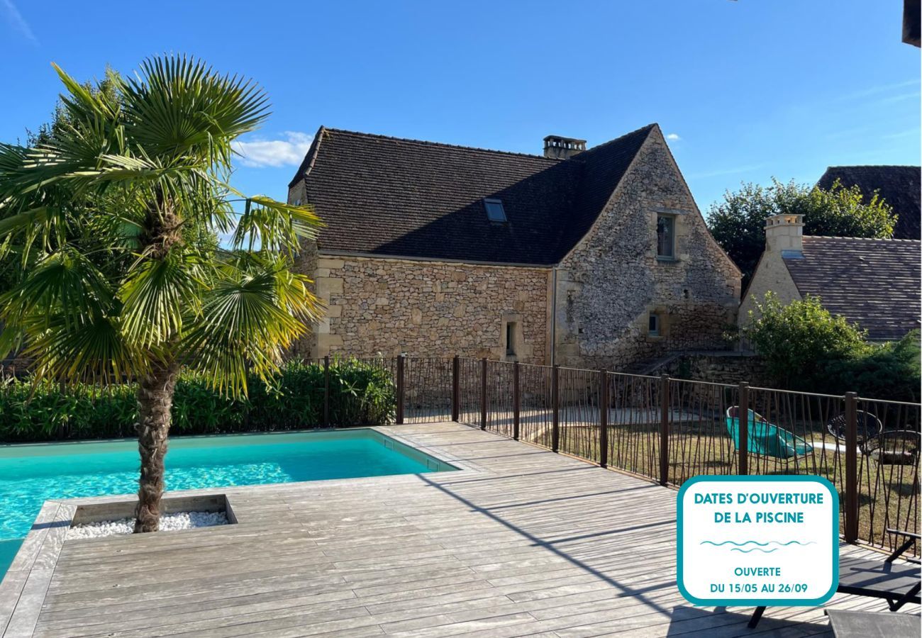 Maison à Les Eyzies-de-Tayac-Sireuil - Vue sur la vallée - Maison pour 10 - Piscine