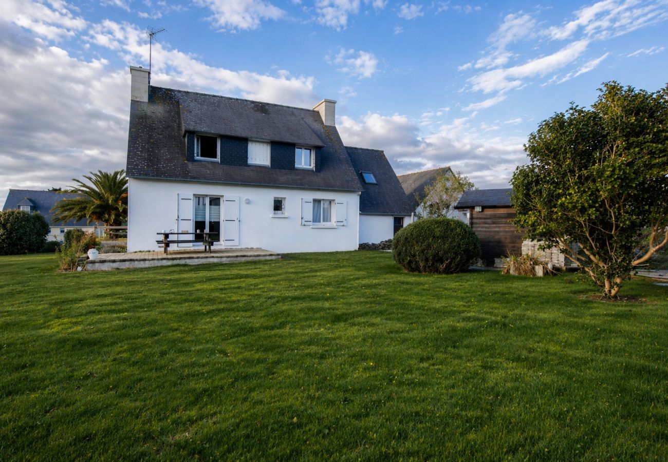 Maison à Plouguerneau - Maison pour 6 avec grand jardin - proche centre
