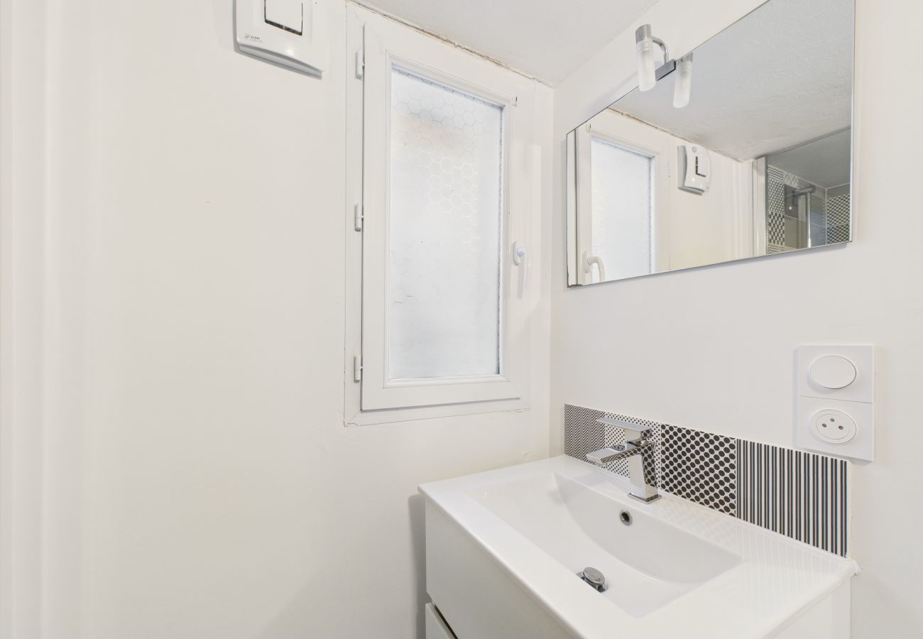 Maison à La Tranche-sur-Mer - 400m de la mer - grande maison pour 10 avec jardin