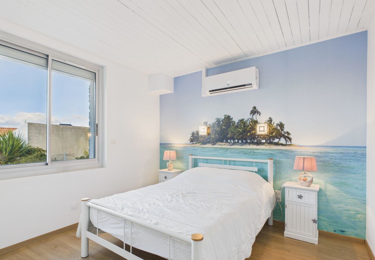 Maison à La Tranche-sur-Mer - 400m de la mer - grande maison pour 10 avec jardin