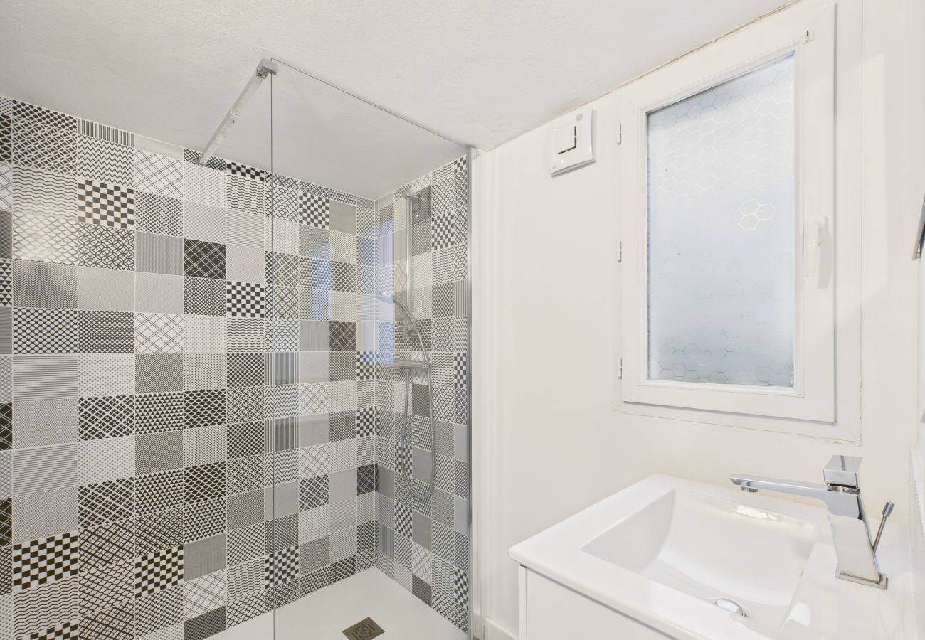 Maison à La Tranche-sur-Mer - 400m de la mer - grande maison pour 10 avec jardin