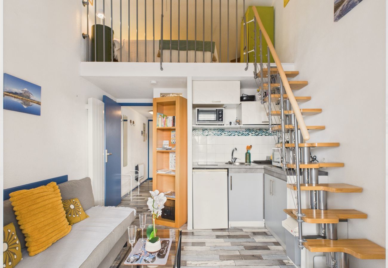 Appartement à Les Sables-d´Olonne - Appartement vue mer à 900m de la plage pour 3