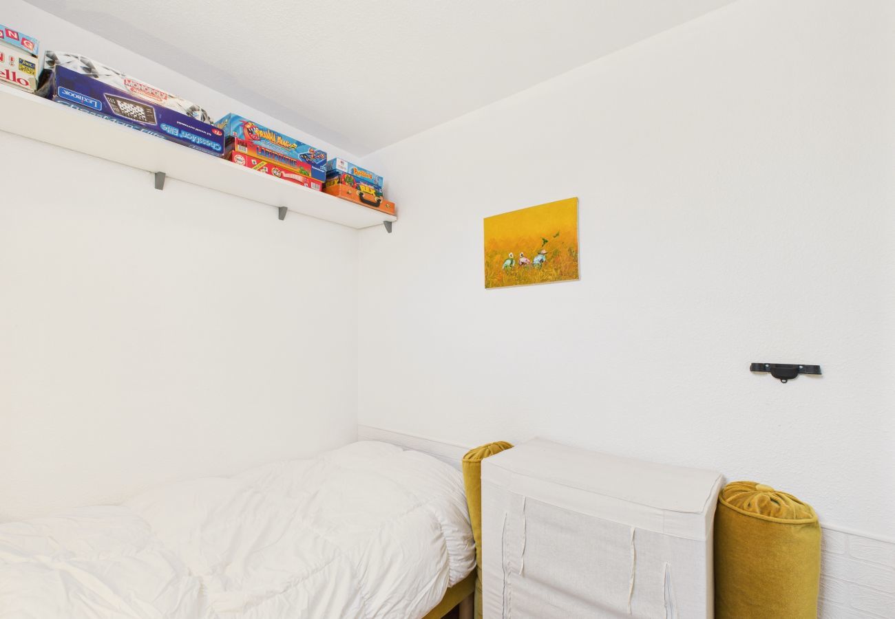 Appartement à Les Sables-d´Olonne - Appartement vue mer à 900m de la plage pour 3