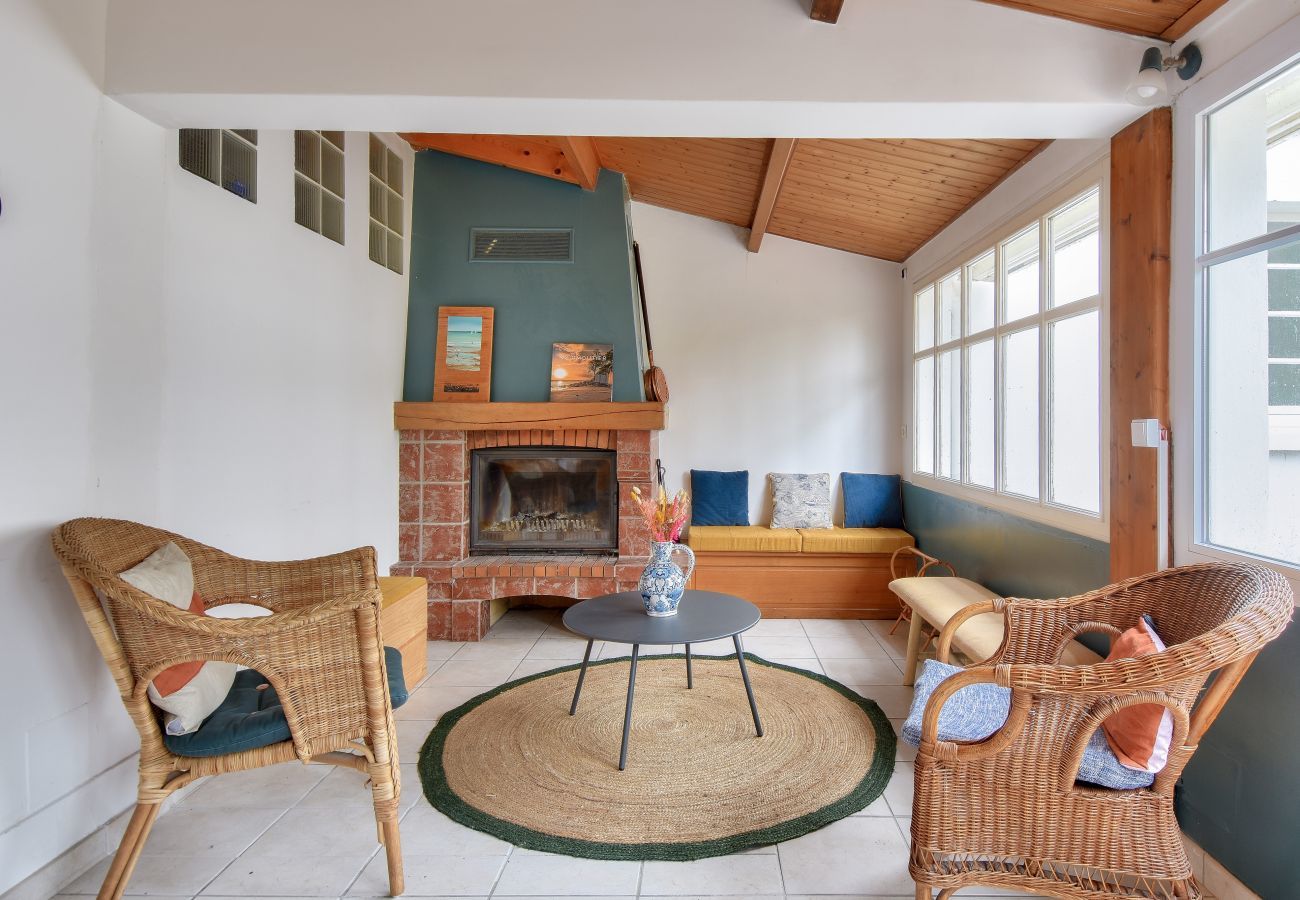 Maison à La Guérinière - Maison pour 10 avec piscine, 600m de la plage