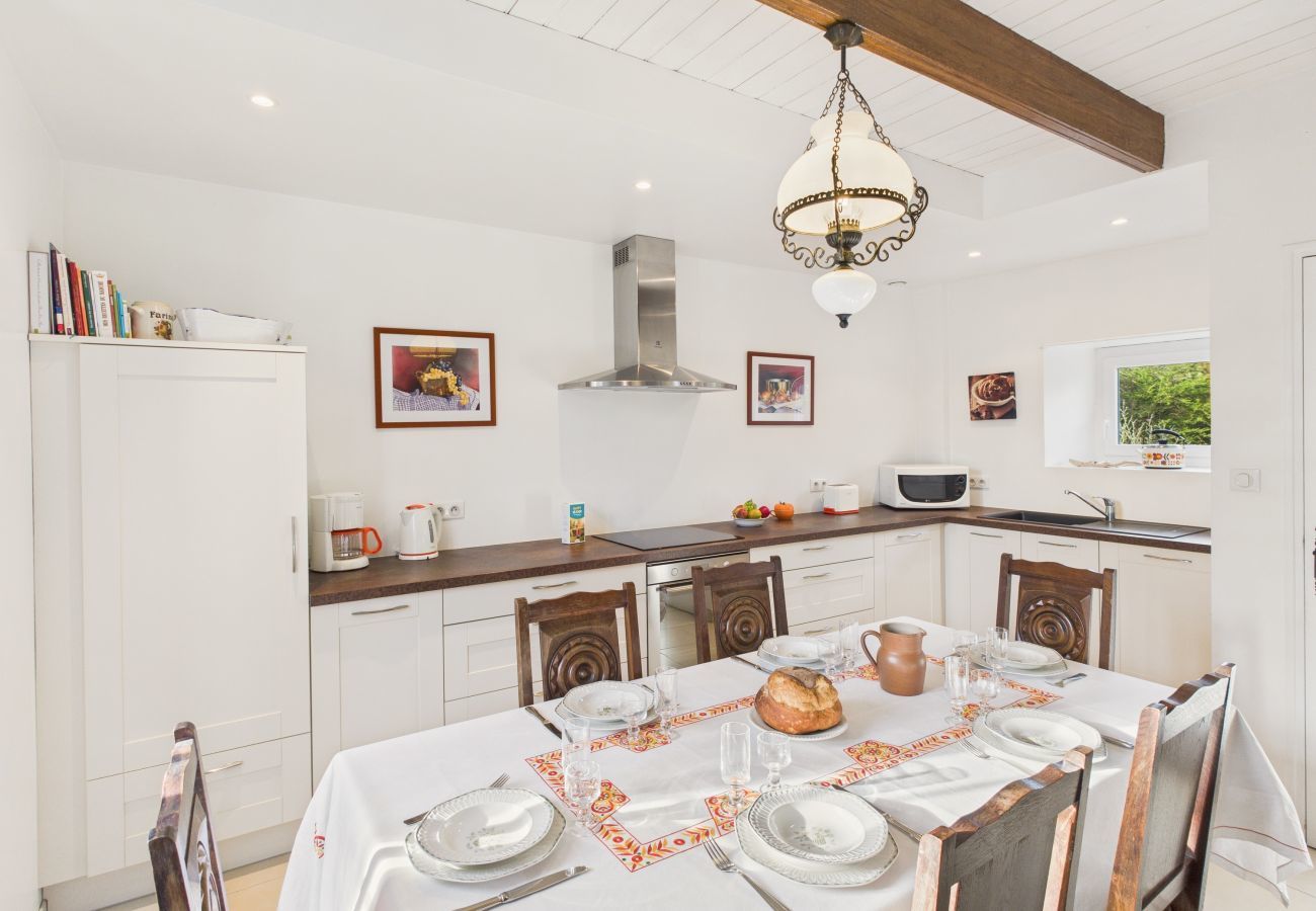 Maison à Saint-Jean-Trolimon - 10 min de la Torche - Jolie maison pour 6 - Jardin