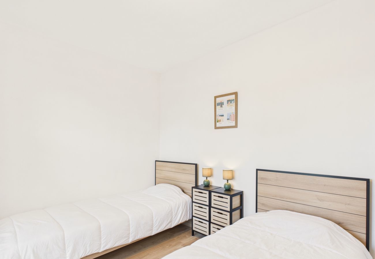 Maison à Saint-Vincent-sur-Jard - 500m de la plage, maison avec jardin pour 6