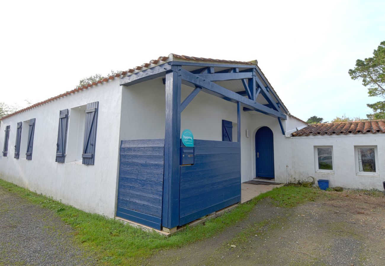 Maison à Barbâtre - 500 m de la mer, jardin, 6 adultes 1 enfant
