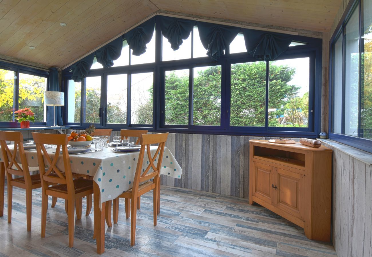 Maison à Barbâtre - 500 m de la mer, jardin, 6 adultes 1 enfant