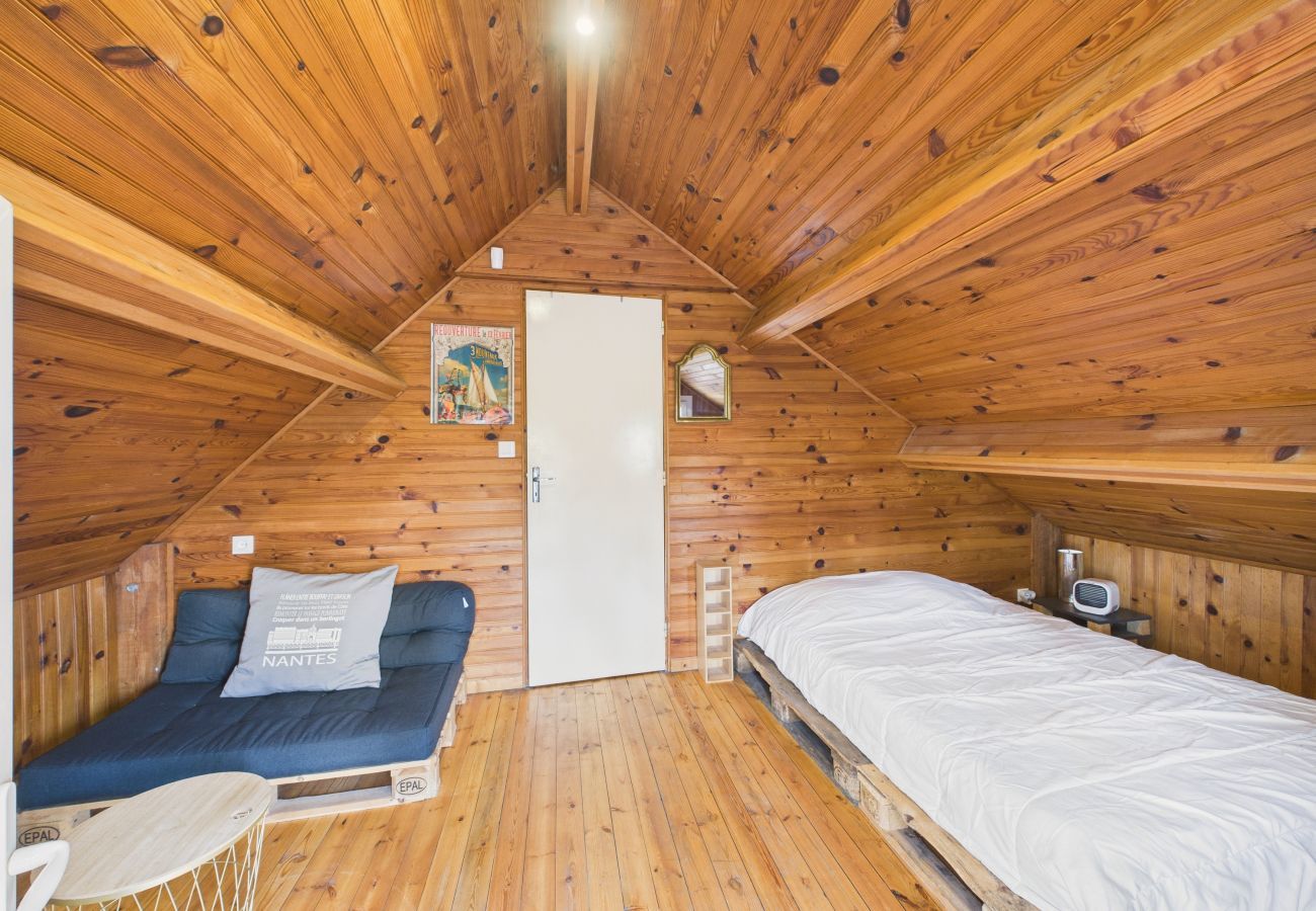 Maison à Saint-Michel-Chef-Chef - Maison à 50m de la mer, 8 adultes 3 enfants