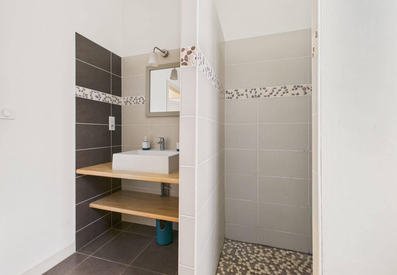 Maison à Le Pouliguen - 800m de la plage, maison avec terrasse pour 6