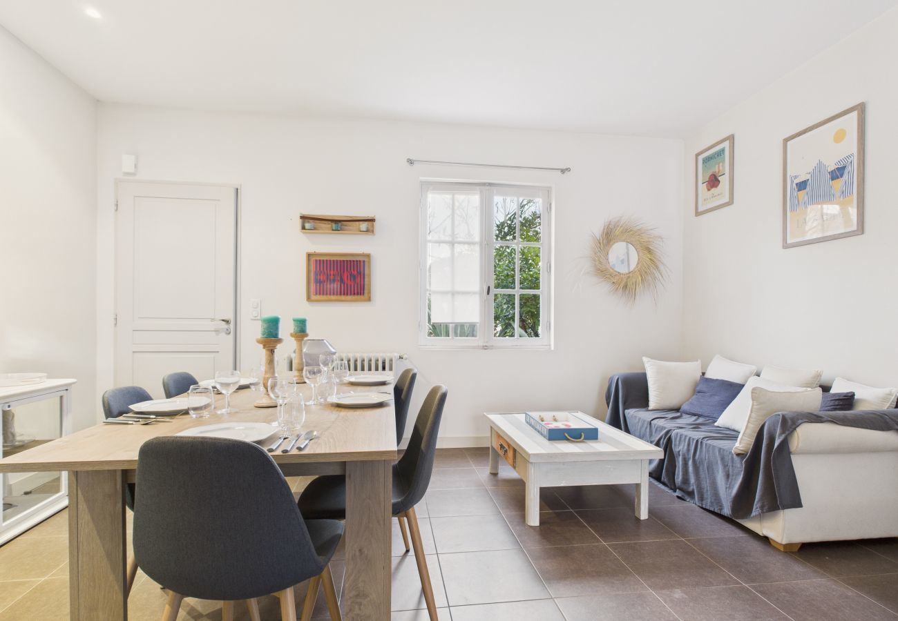 Maison à Le Pouliguen - 800m de la plage, maison avec terrasse pour 6