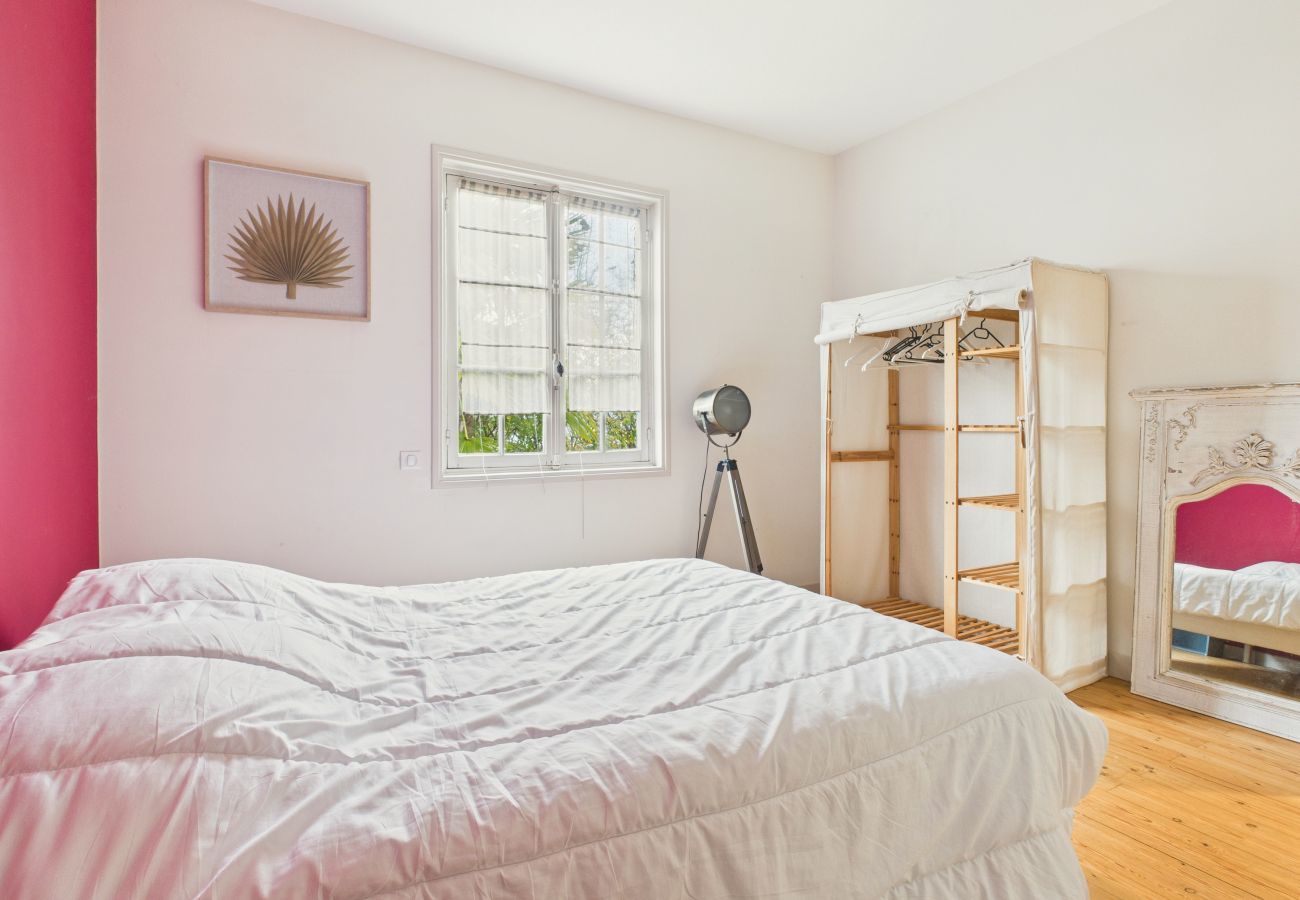 Maison à Le Pouliguen - 800m de la plage, maison avec terrasse pour 6