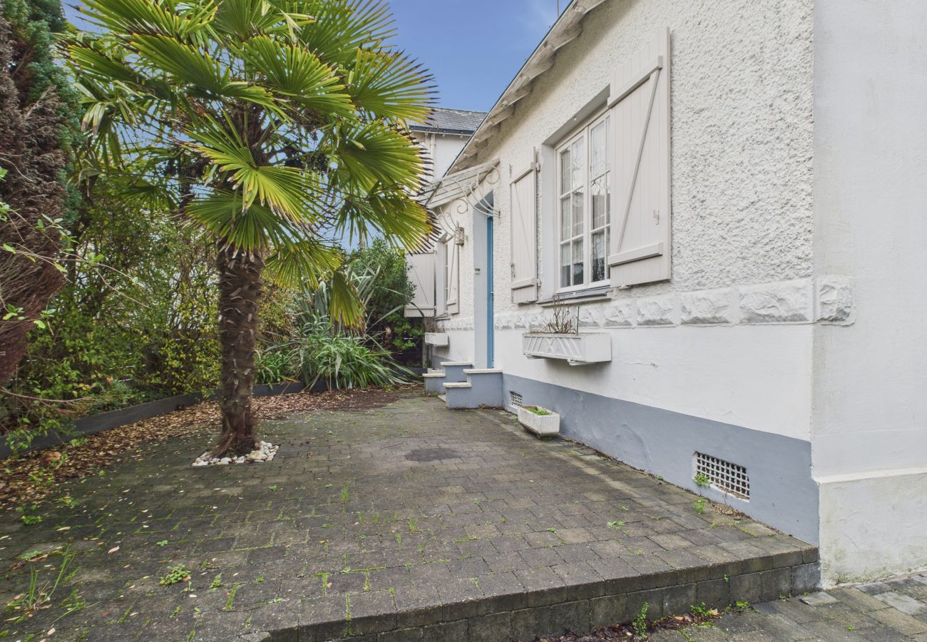Maison à Le Pouliguen - 800m de la plage, maison avec terrasse pour 6