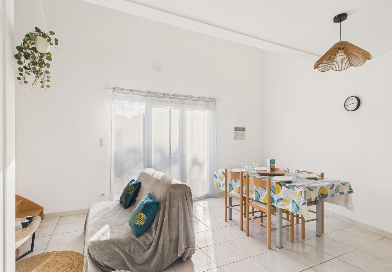 Maison à Saint-Gilles-Croix-de-Vie - Jolie maison pour 4 personnes avec terrasse 