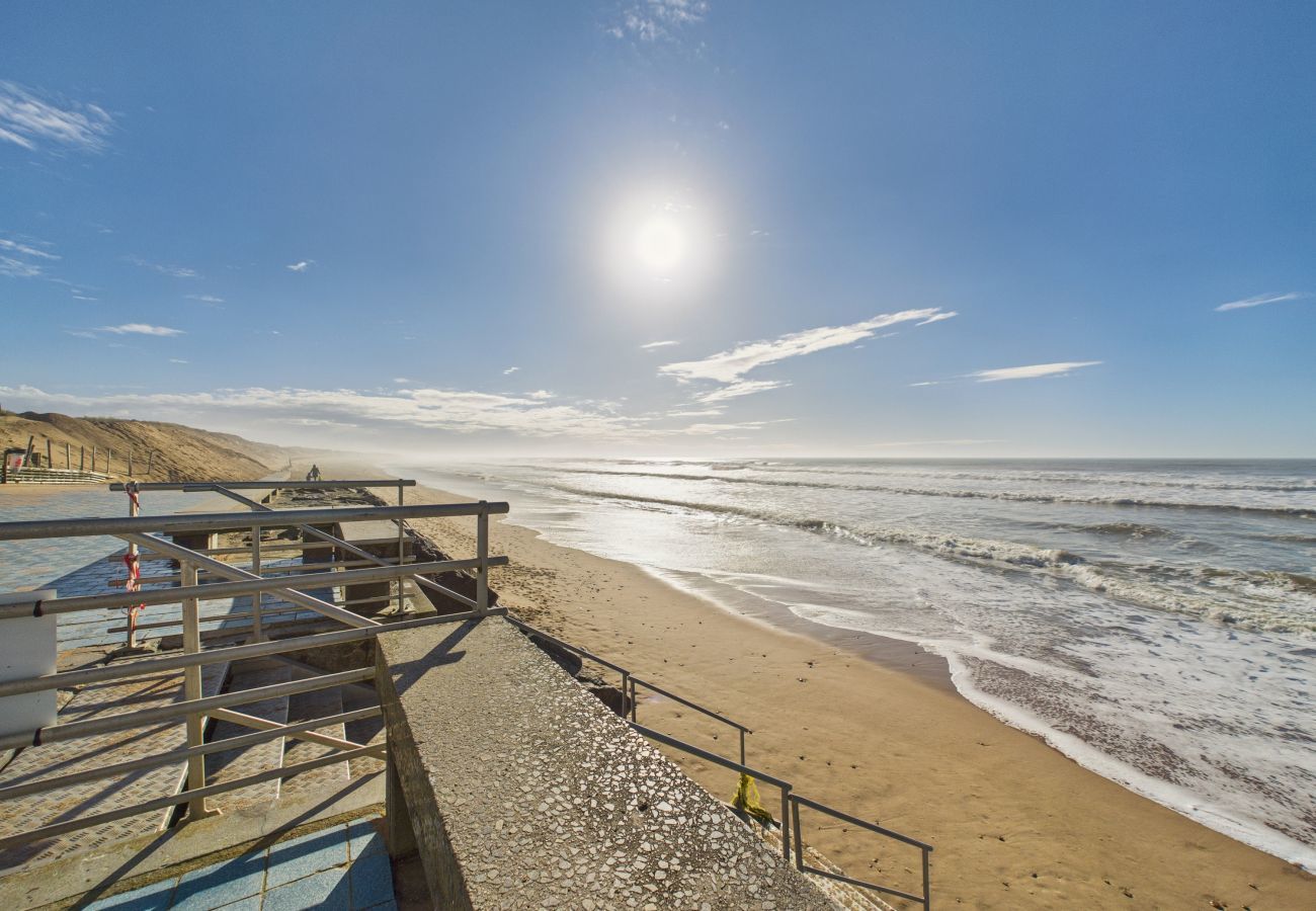 Appartement à Saint-Gilles-Croix-de-Vie - Séjour pour 4 avec magnifique vue mer