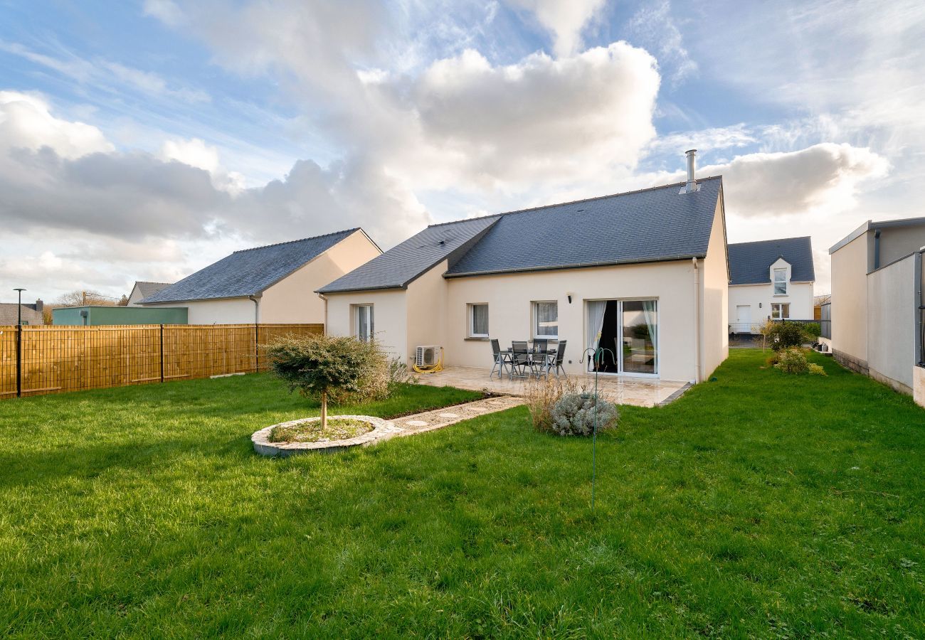 Maison à Beaussais-Sur-Mer - Maison récente et cosy pour 6 avec jardin