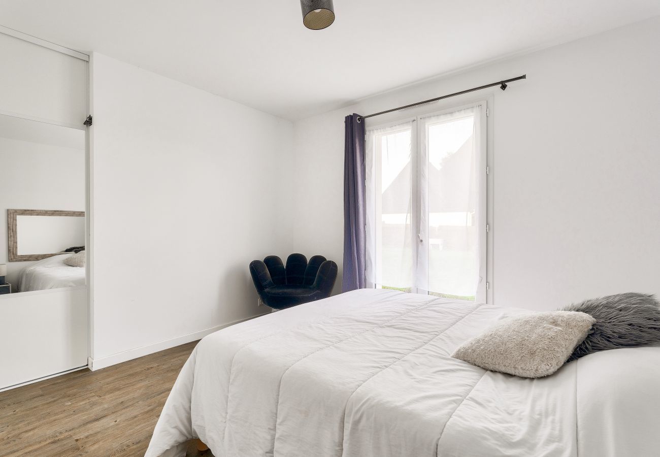 Maison à Beaussais-Sur-Mer - Maison récente et cosy pour 6 avec jardin