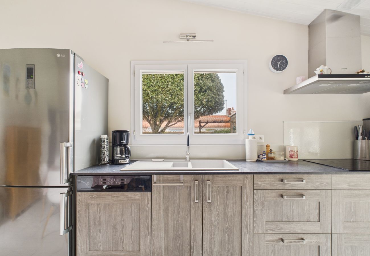 Maison à La Guérinière - 200 m de la mer, maison pour 7 avec jardin