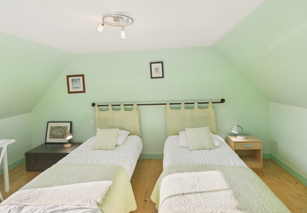 Maison à Penmarch - Gîte 6 personnes avec jardin proche plage