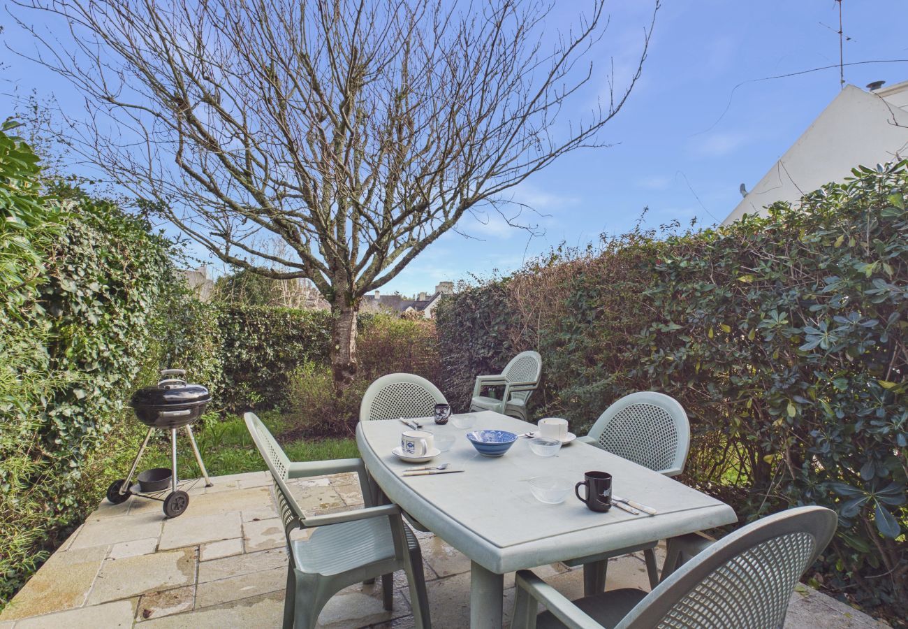 Maison à Arzon - Maison en pierre à 350m de la plage pour 4 