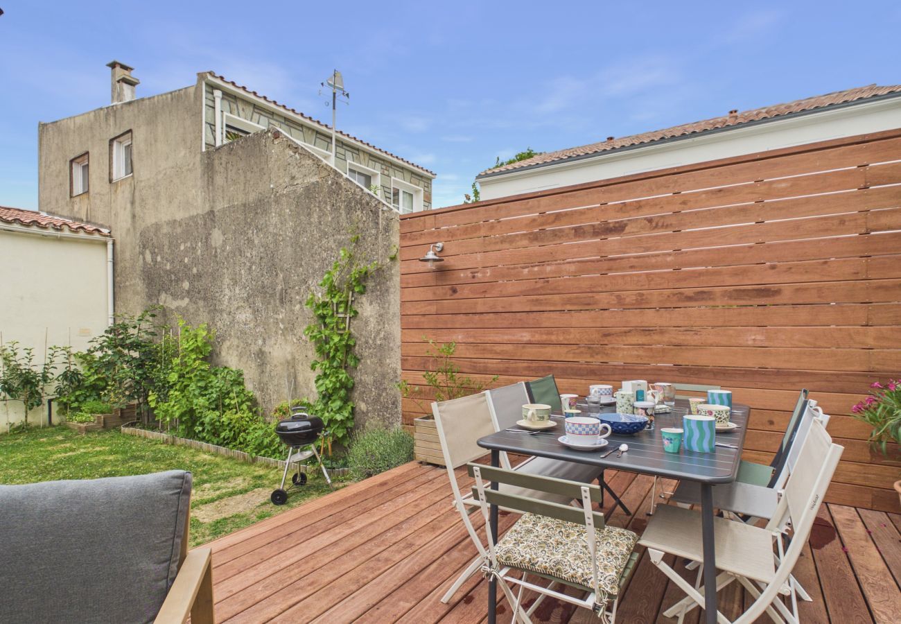 Maison à Saint-Gilles-Croix-de-Vie - Maison pour 8 avec jardin, centre St-Gilles