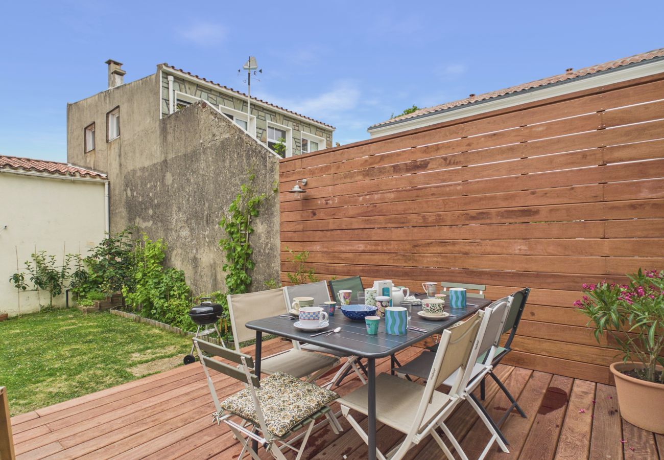 Maison à Saint-Gilles-Croix-de-Vie - Maison pour 8 avec jardin, centre St-Gilles