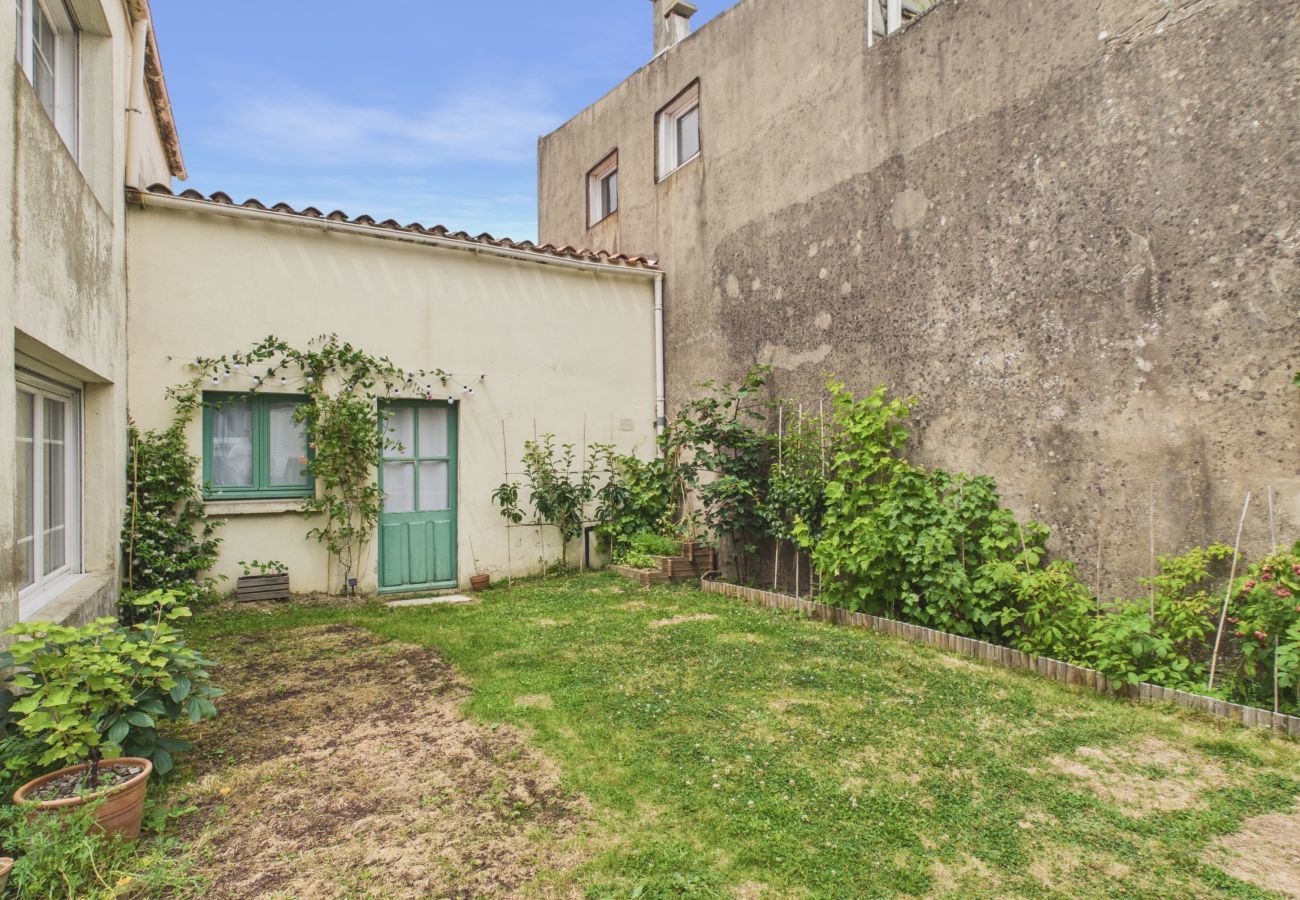 Maison à Saint-Gilles-Croix-de-Vie - Maison pour 8 avec jardin, centre St-Gilles