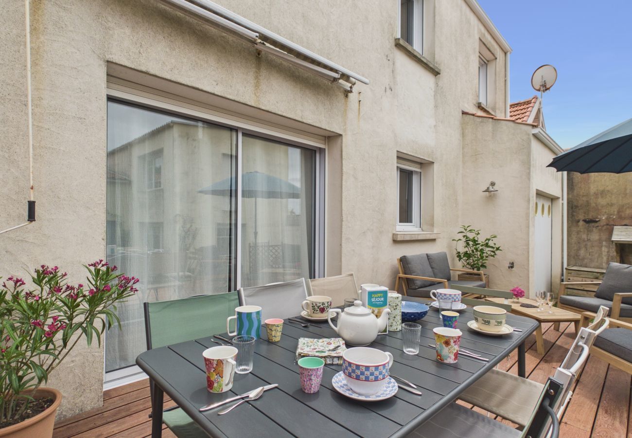 Maison à Saint-Gilles-Croix-de-Vie - Maison pour 8 avec jardin, centre St-Gilles