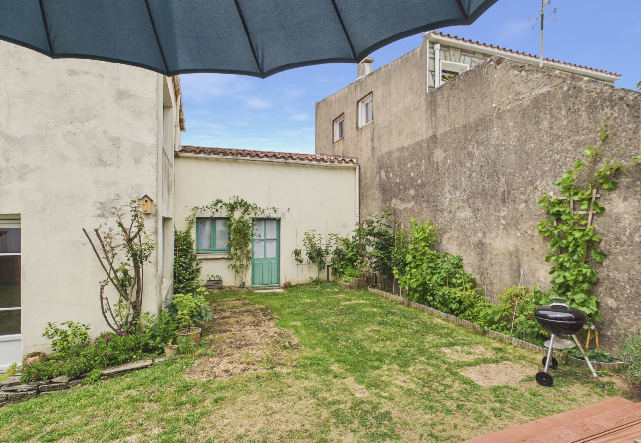 Maison à Saint-Gilles-Croix-de-Vie - Maison pour 8 avec jardin, centre St-Gilles