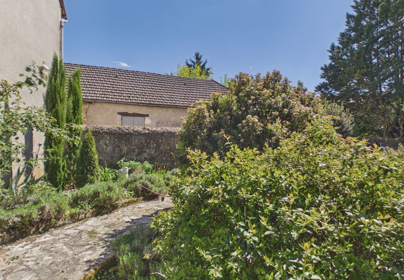 Maison à Montignac - Maison pour 4 avec terrasse - centre Montignac