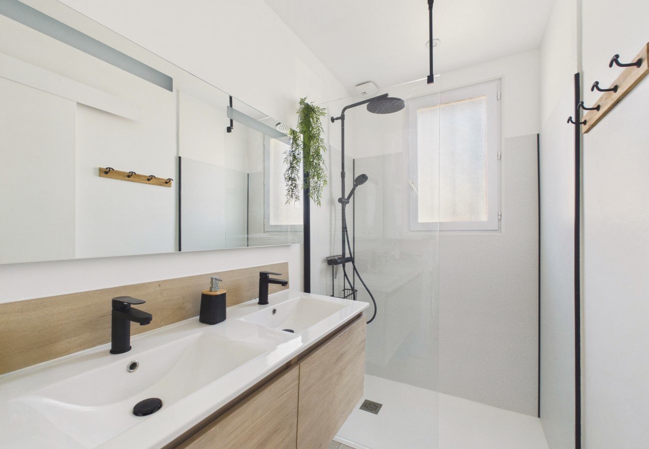 Maison mitoyenne à Bretignolles-sur-Mer - Jardin et véranda, plage à 500 m, maison pour 4