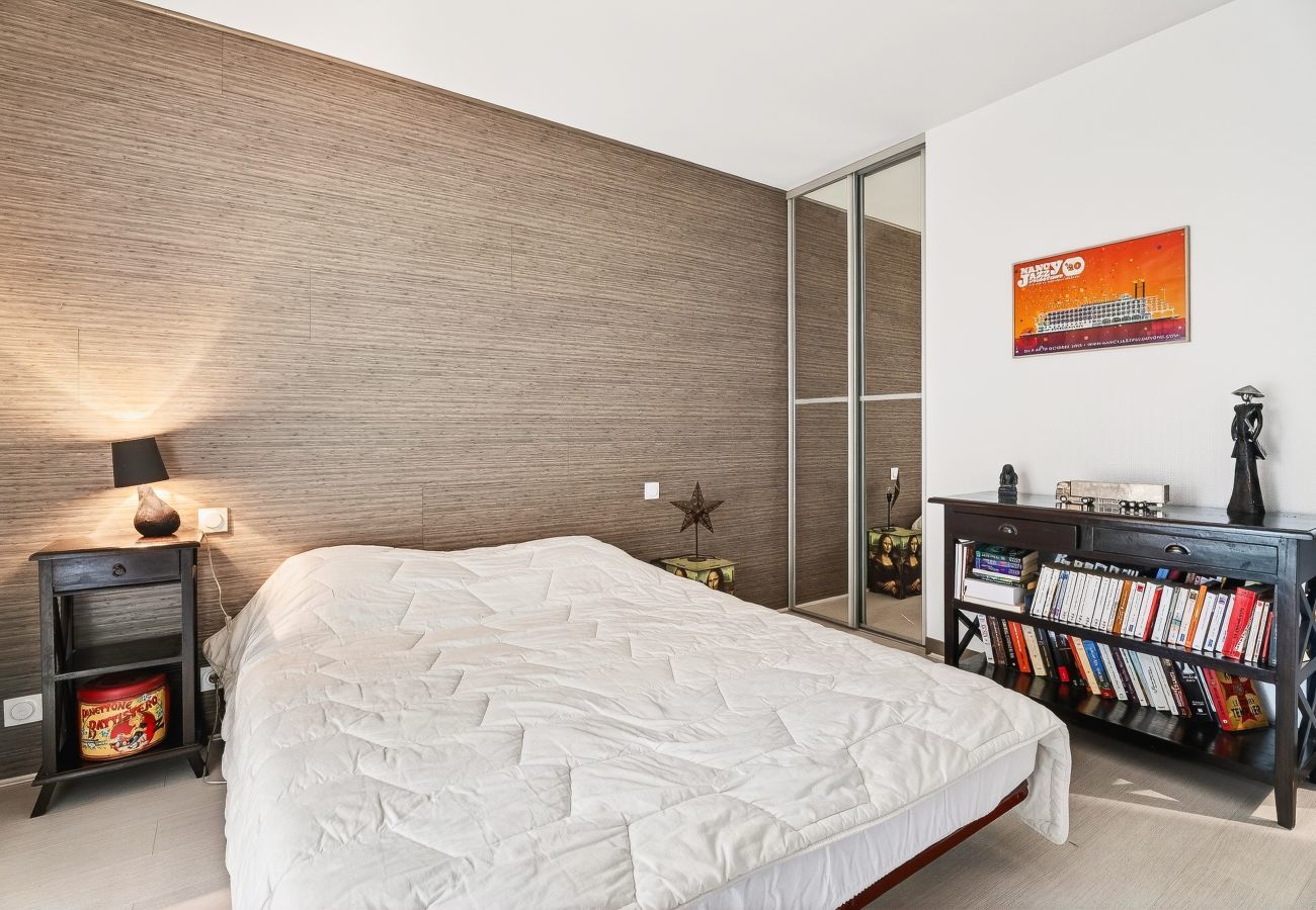 Maison à Dinard - Maison pour 12 avec jardin à 600 m de la plage