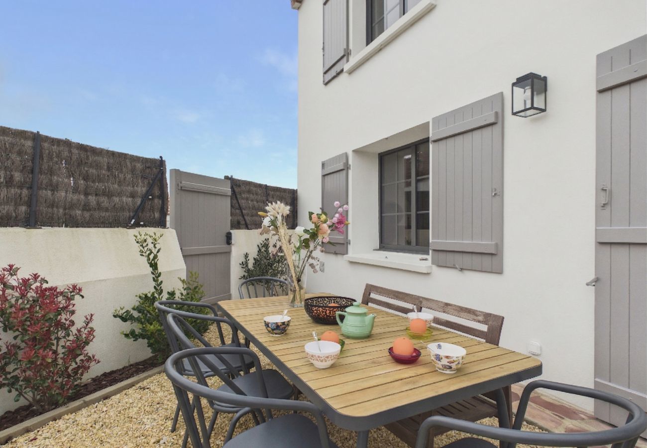 Maison à L'Epine - Maison pour 8, jardin, 700 m de la plage