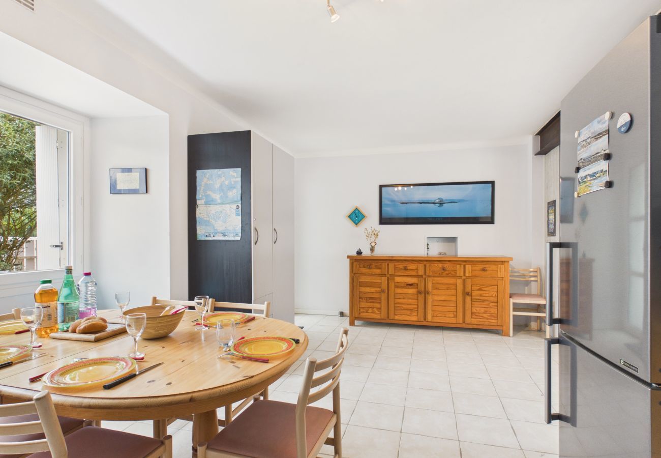 Maison à Sarzeau - Maison familiale pour 4 adultes/ 2 enfants - Sarzeau