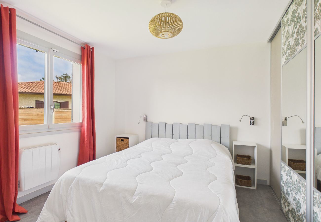 Maison à Andernos-les-Bains - Jolie maison familiale avec jardin pour 6 