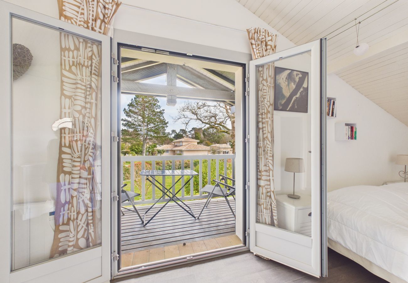 Maison à Andernos-les-Bains - Jolie maison familiale avec jardin pour 6 