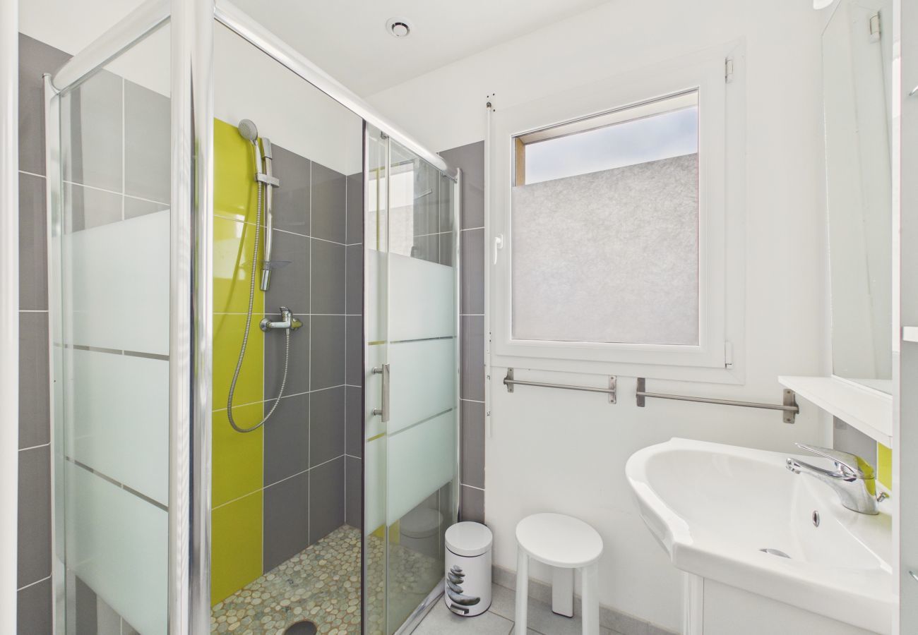 Maison à Pléneuf-Val-André - 950m de la plage - Maison pour 5 avec jardin 