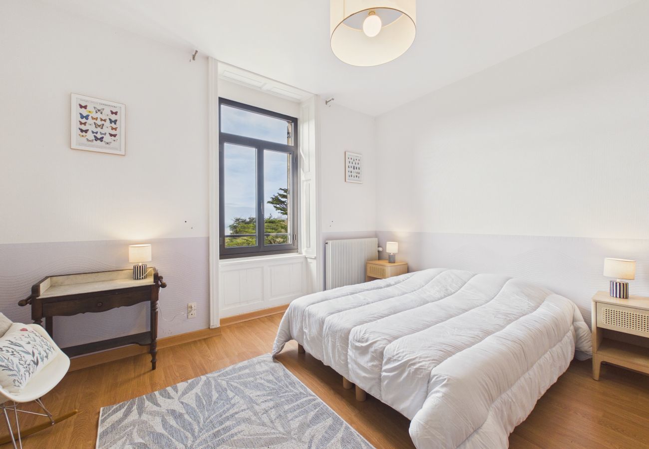 Maison à Lamballe - Vue mer et grand jardin à 200 m de la plage