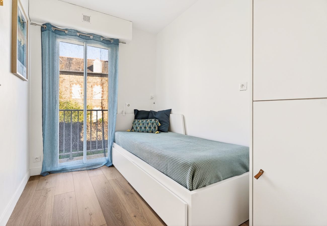 Appartement à Dinard - Séjour pour 4 à 500 m de la plage