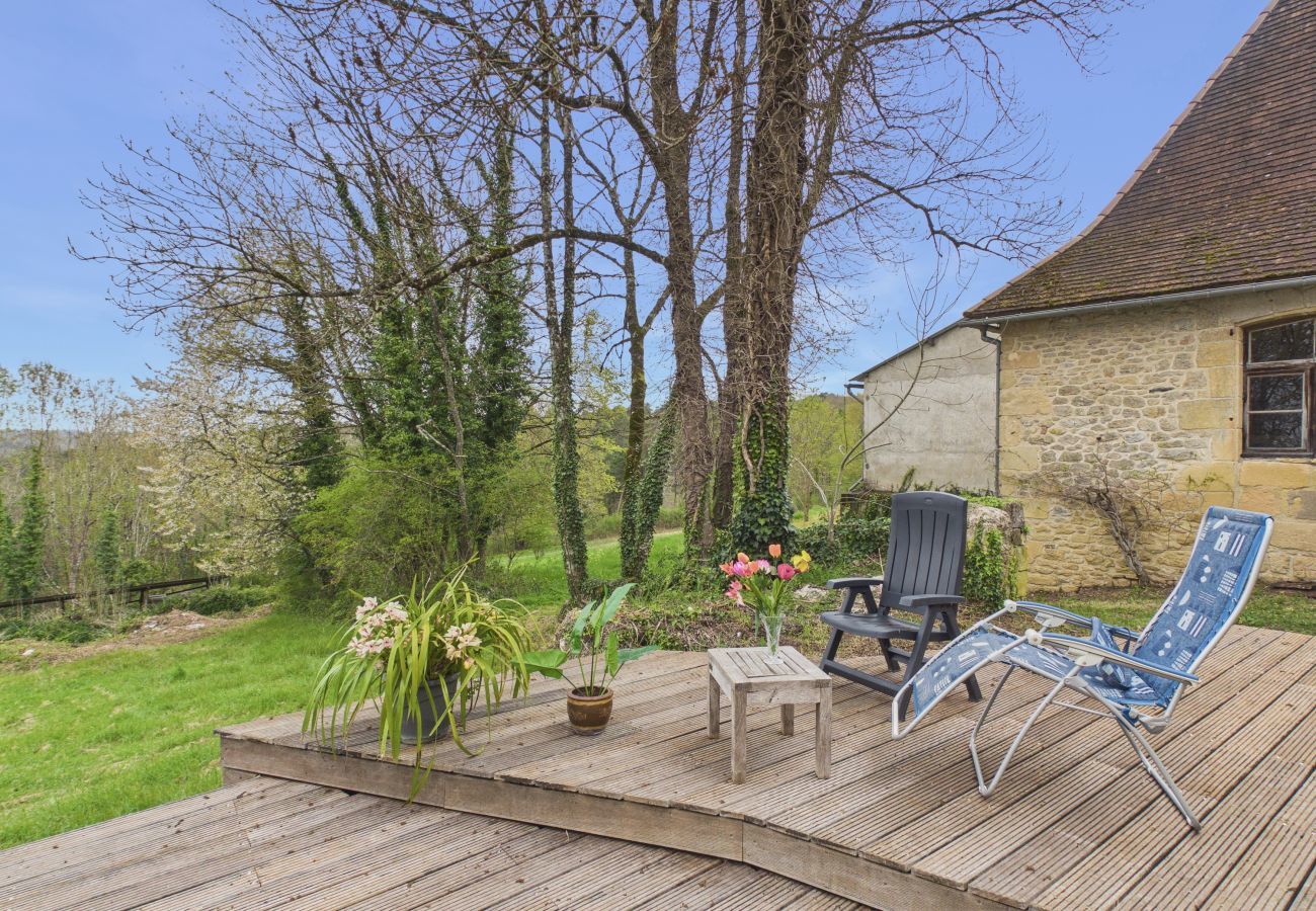 Gîte Rural à Fanlac - La Sonnerie, logement au coeur de la nature