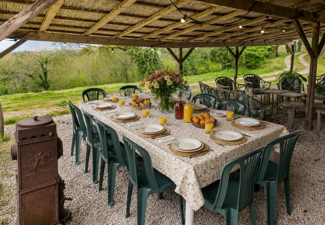 Gîte Rural à Fanlac - Grande maison pour 9 entre nature et patrimoine