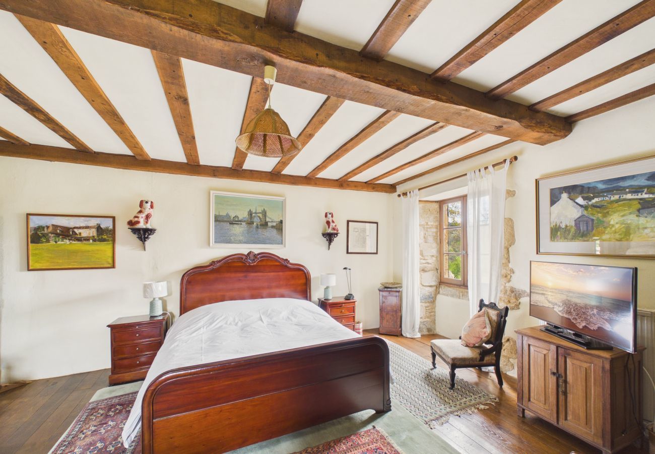 Maison à Urval - Charmante maison avec piscine pour 8 personnes