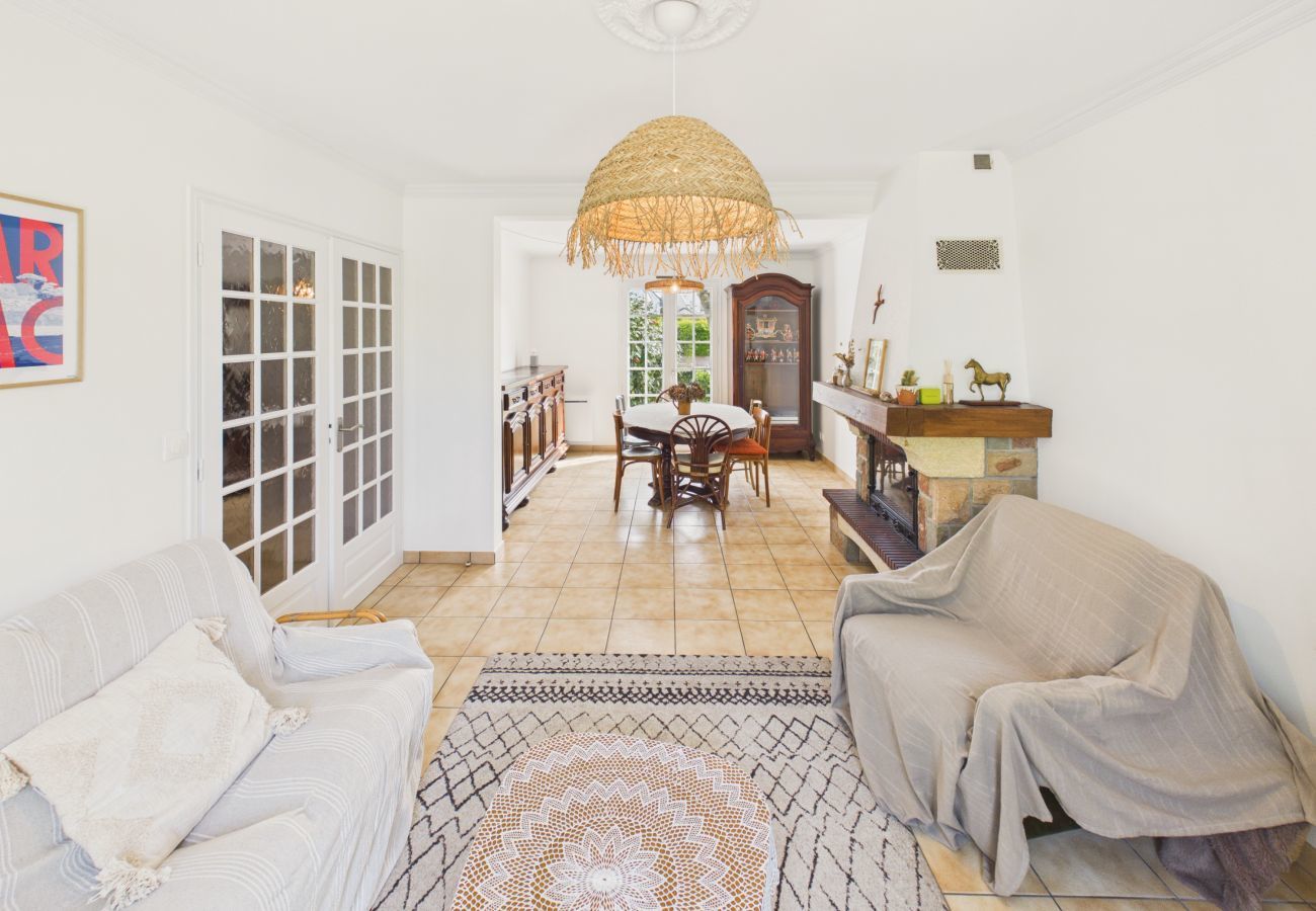Maison à Carnac - Maison chaleureuse pour 7 avec jardin