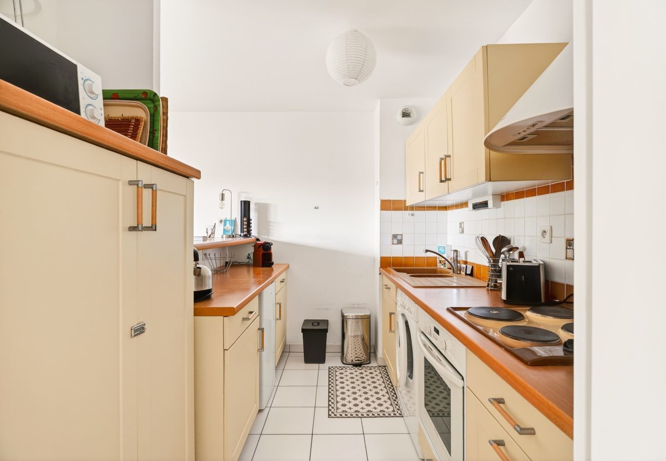 Appartement à Dinard - Appart.pour 4, piscine commune, plage à 700 m