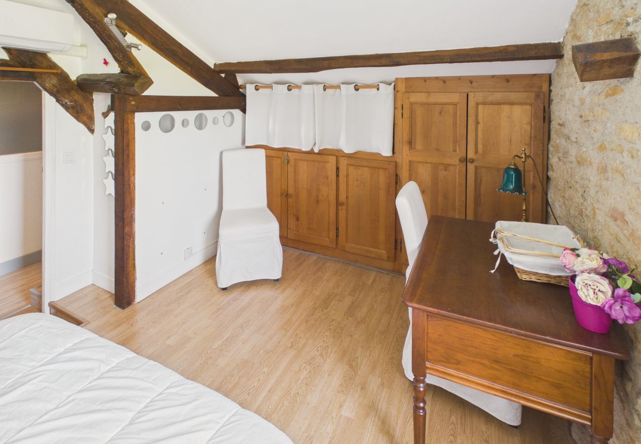 Maison à Proissans - Charmante maison familiale avec piscine pour 7