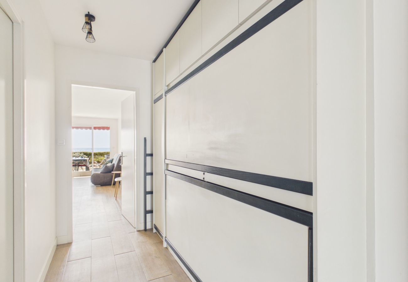 Appartement à Saint-Hilaire-de-Riez - Superbe vue mer avec terrasse, 2 adultes 2 enfants