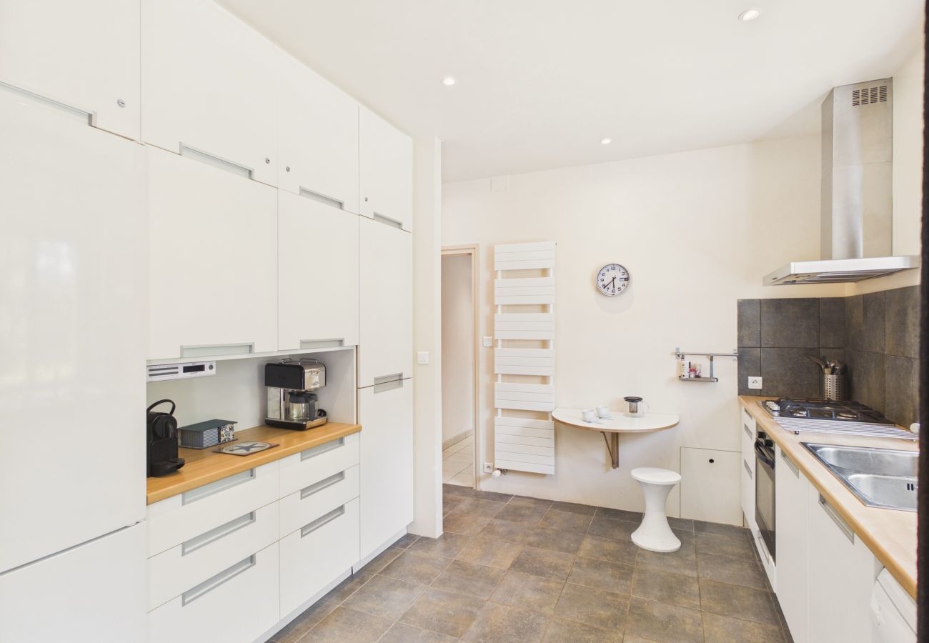 Maison mitoyenne à Plobannalec-Lesconil - 7 adultes/1 enfant - Charmante maison avec jardin