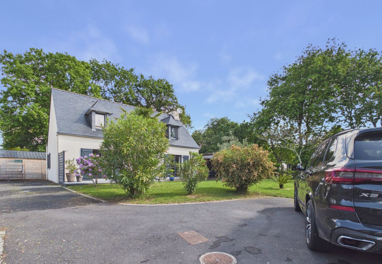 Maison à Fouesnant - Charmante maison grand jardin proche mer - 8 pers